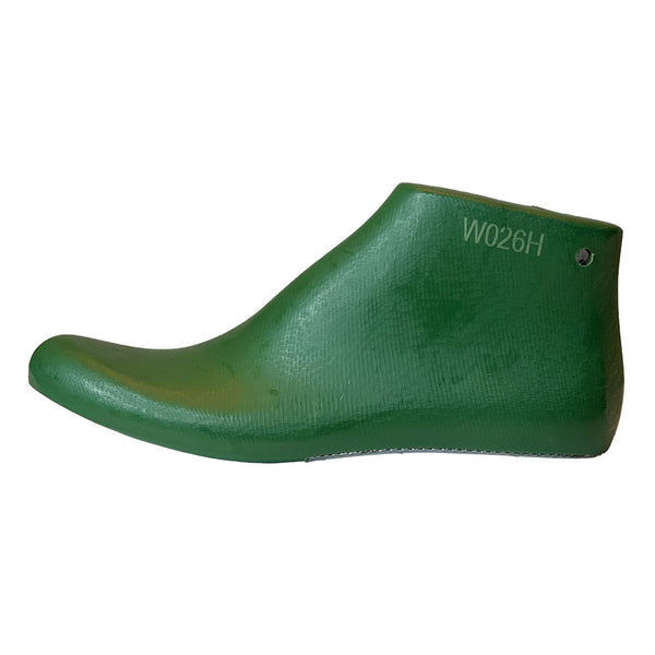 Women's Boot Lasts - 901 Shoemakers